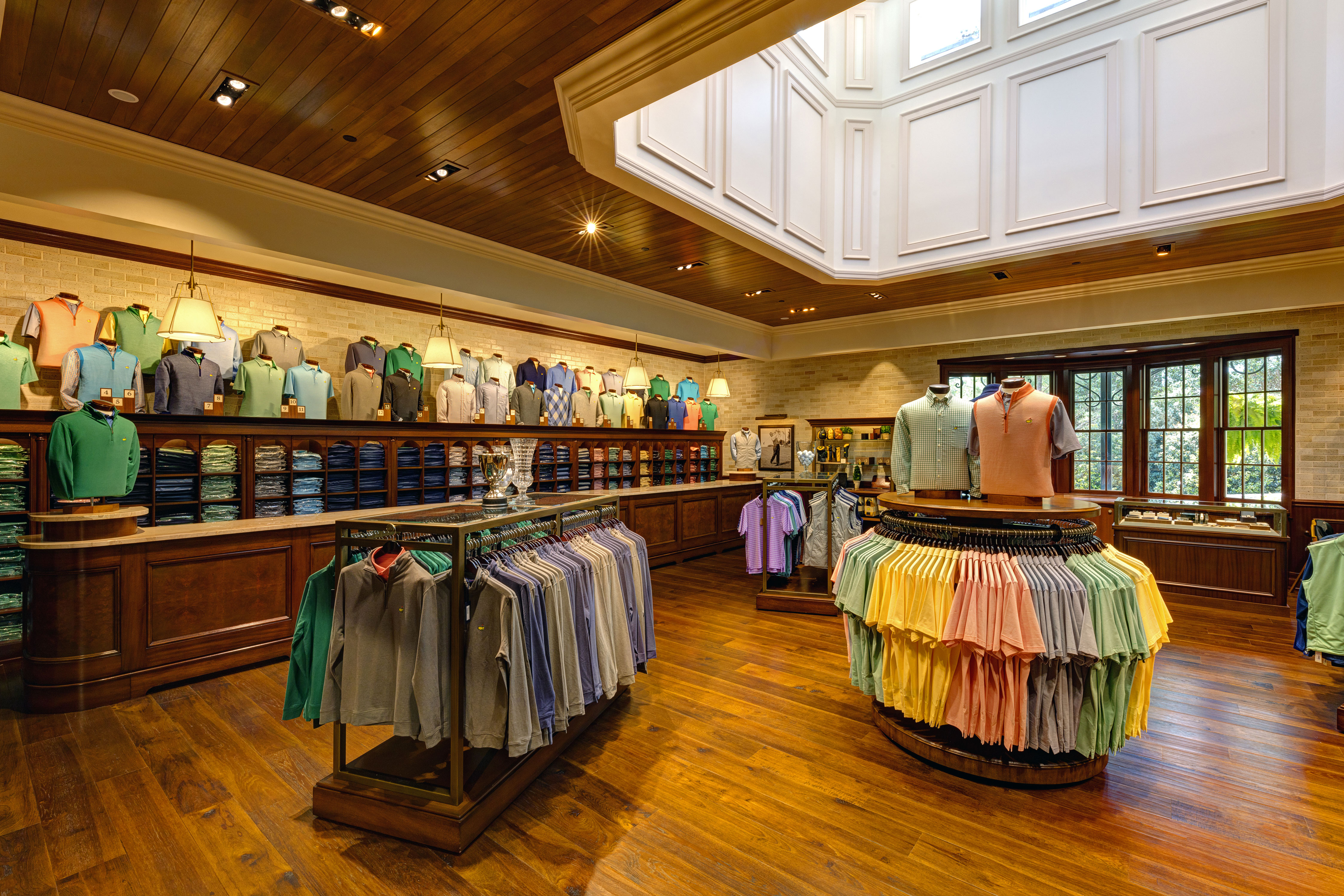 Masters 2022: Can you really spend $36,000 in one visit to Masters merchandise shop? Challenge accepted! | This is the Loop | GolfDigest.com