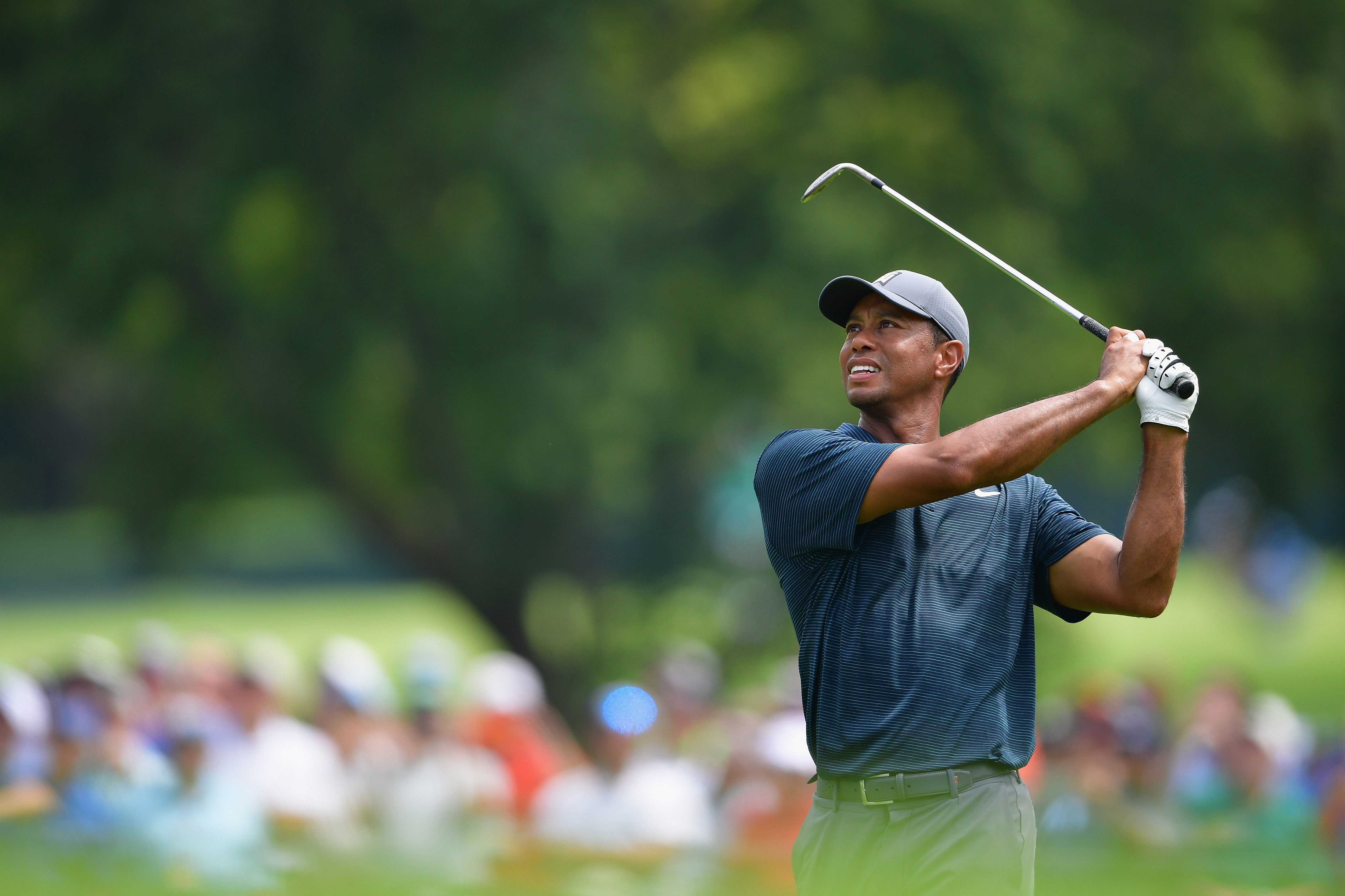 Pga Championship 2018 A Stumble A Shirt Change And A Changing Of The Guard Can T Distract Tiger Woods Golf News And Tour Information Golf Digest