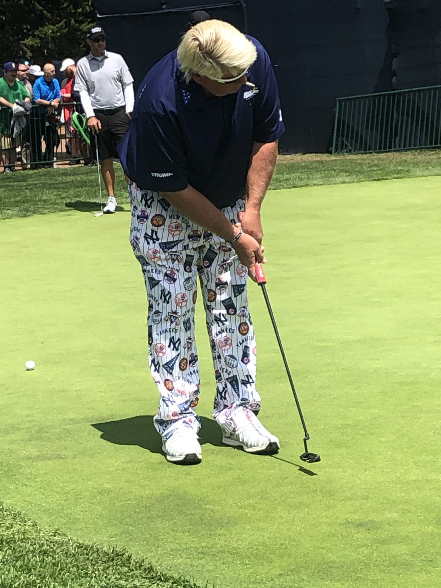 Golf fans react to John Daly's crazy USPGA outfit as 1991 champ