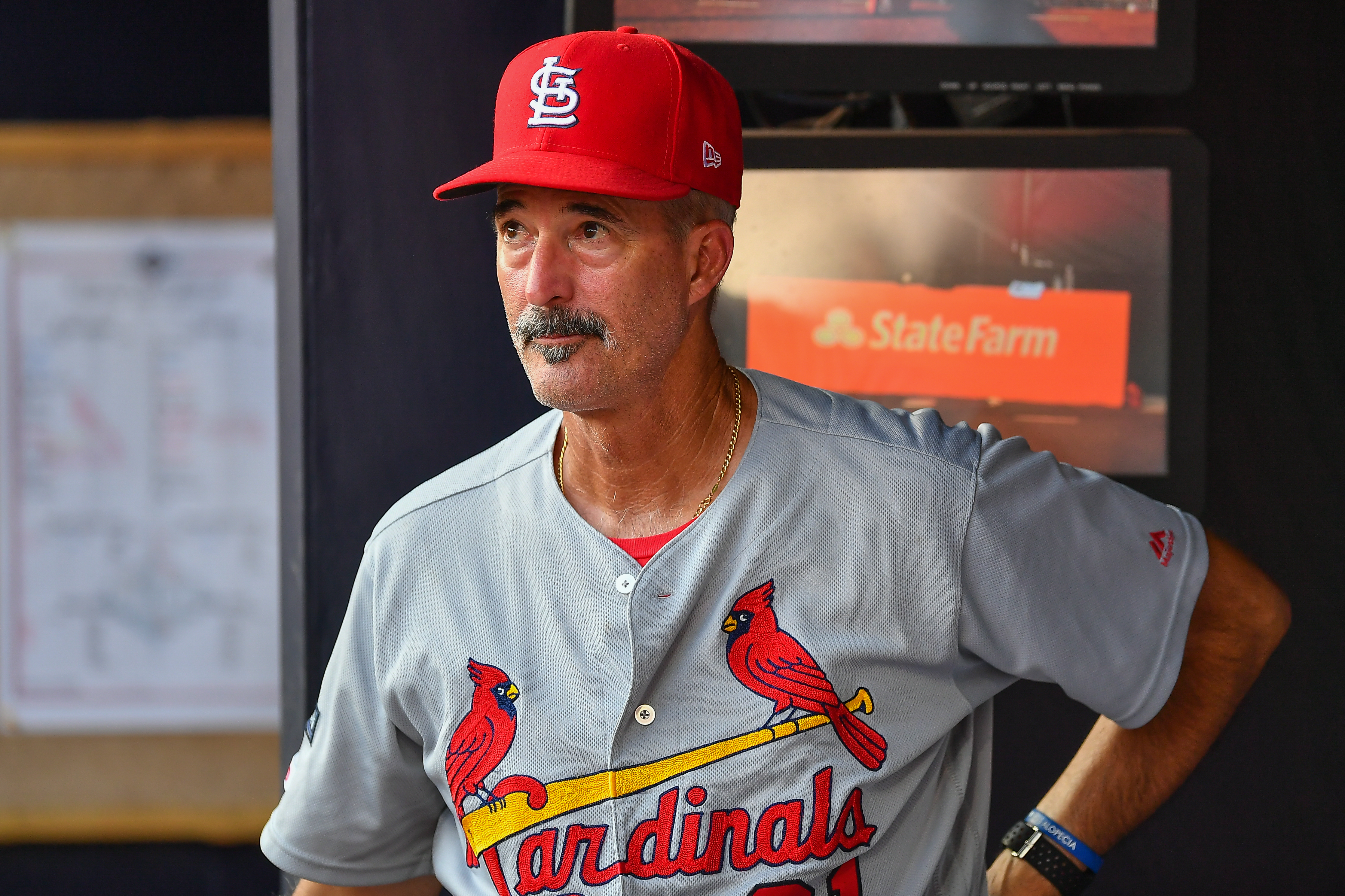 St. Louis Cardinals coach makes two holes-in-one before playoff