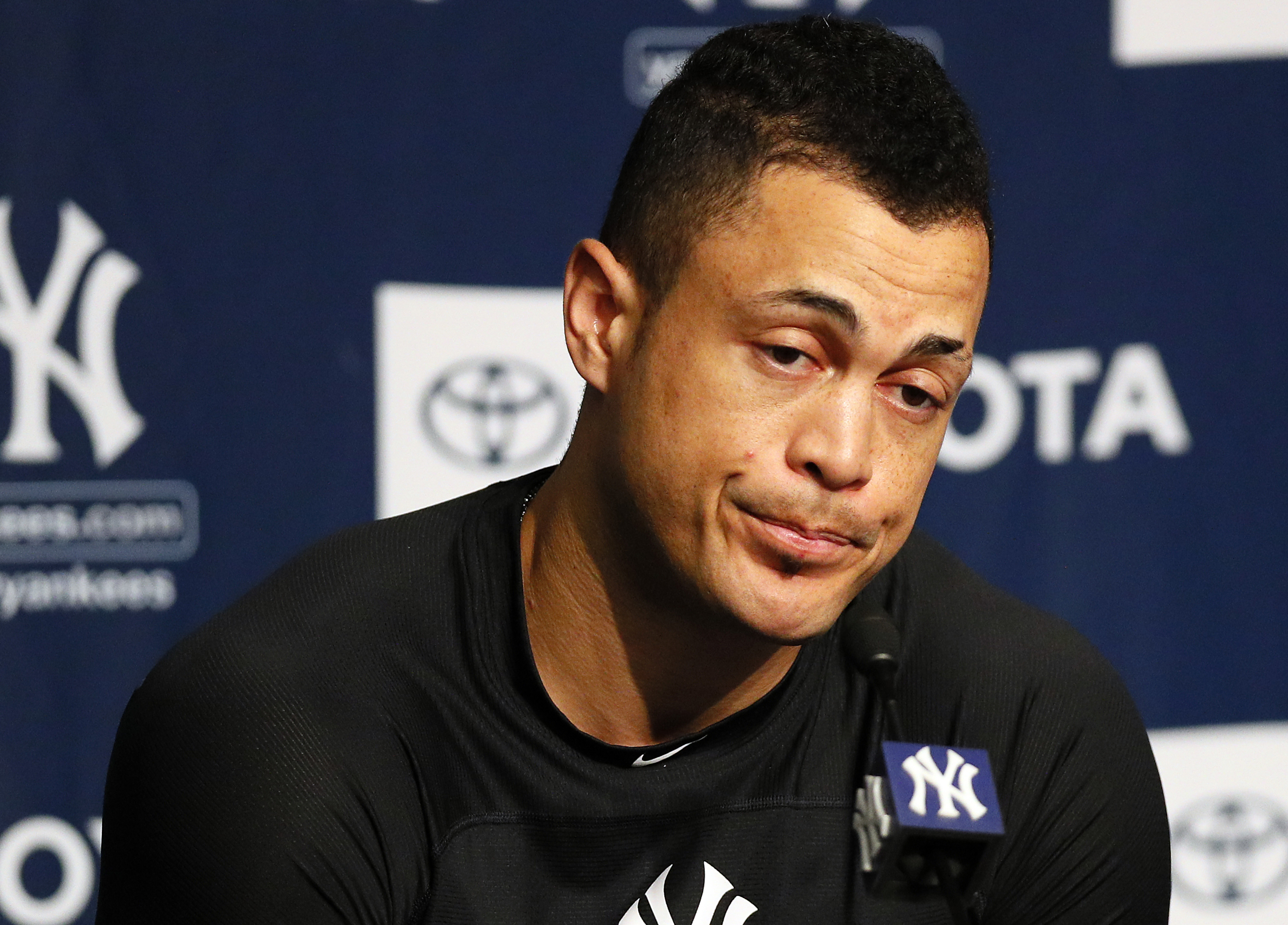 New York Yankees: Giancarlo Stanton is rocking a mullet (Video)