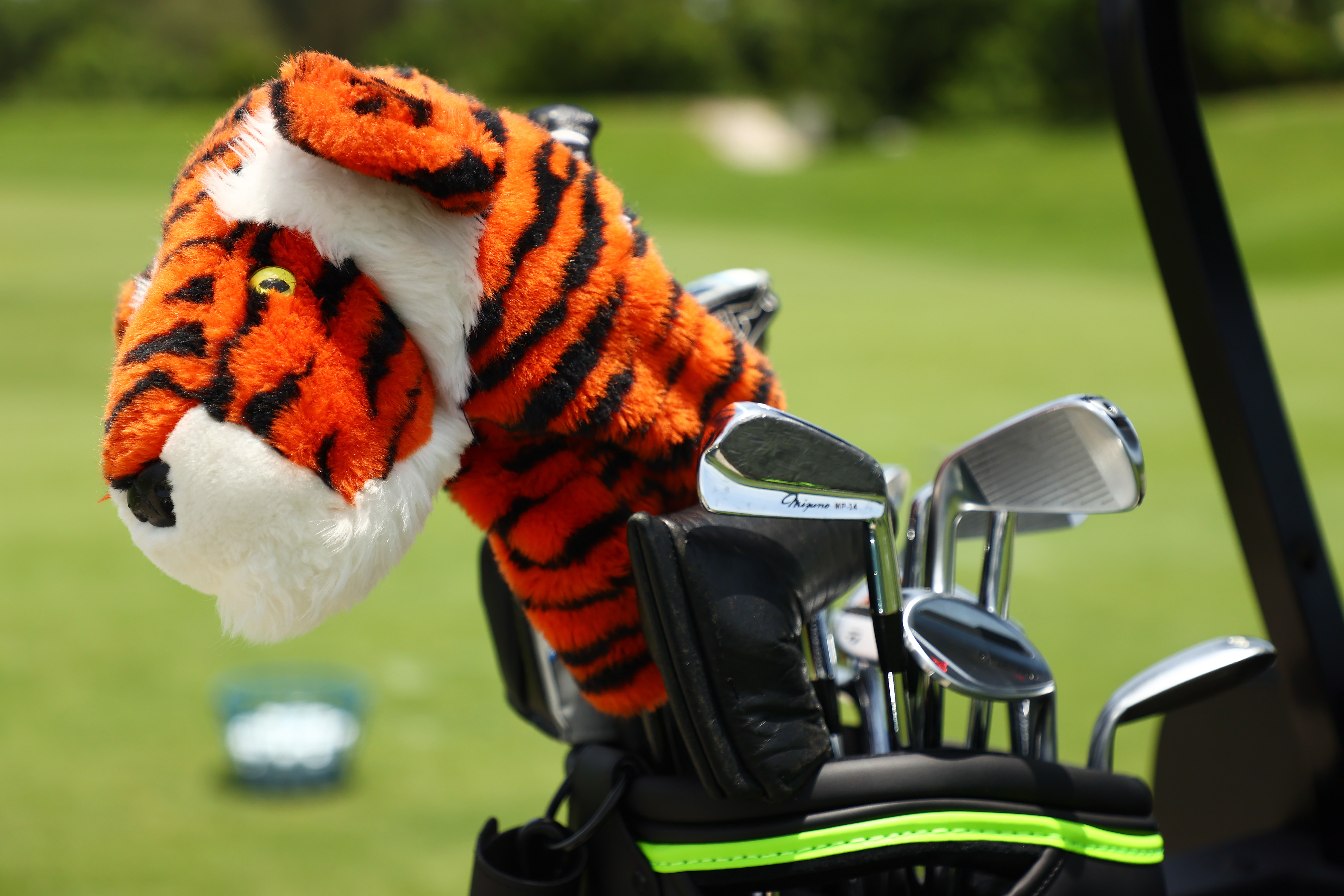 Here Are All The Clubs Tiger Woods Phil Mickelson Peyton Manning And Tom Brady Are Using For The Match At Medalist Golf News And Tour Information Golfdigest Com