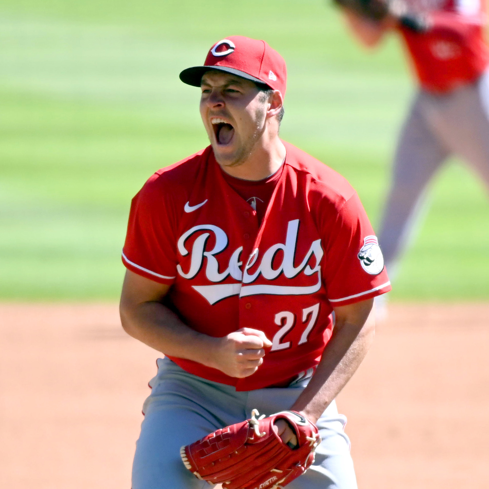 Reds' Trevor Bauer calls out ESPN after phone number mishap