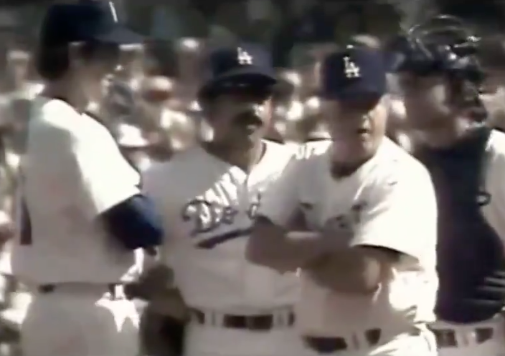Where has this video of Tommy Lasorda telling his pitcher I'll
