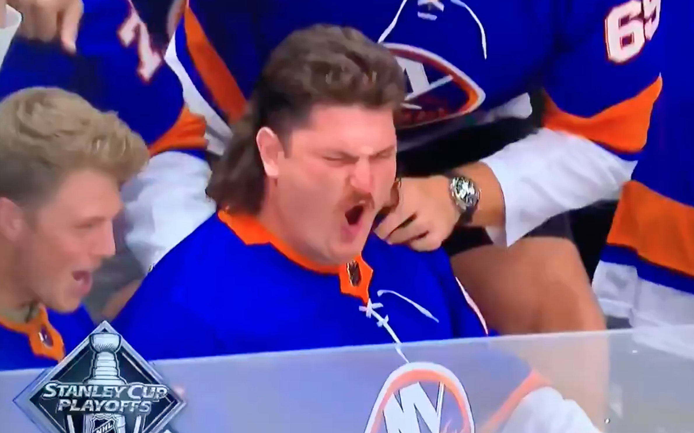 Video: Jets OL Dan Feeney was crushing beers with a mullet at