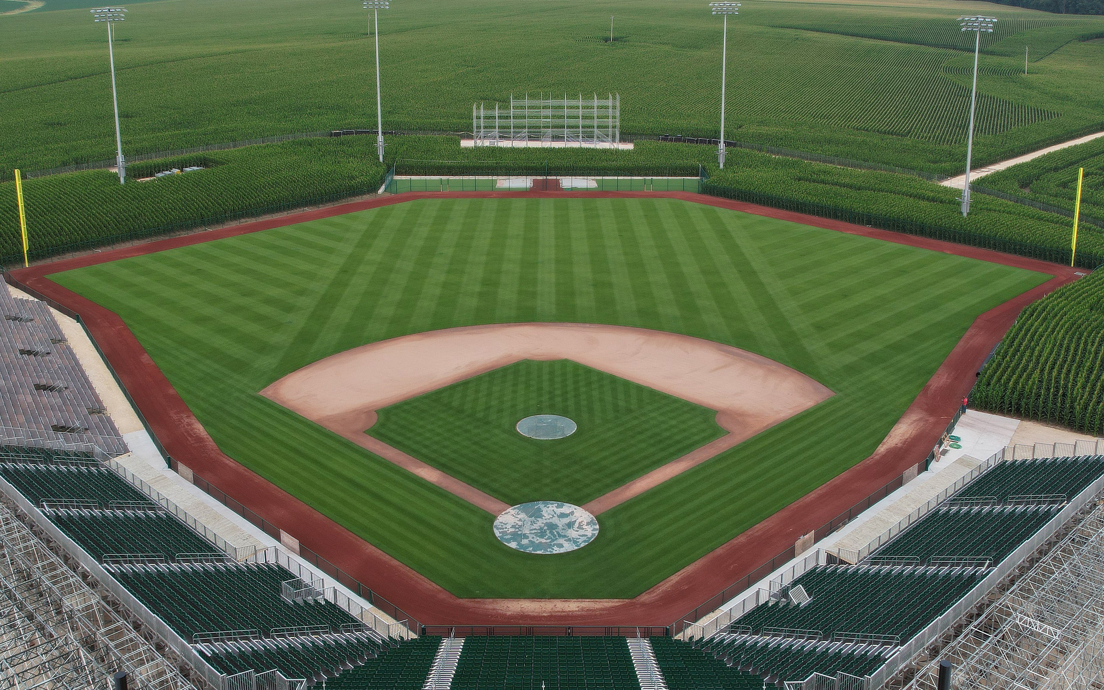 Apparently Thursday's “Field of Dreams” game will be the most expensive  regular-season baseball game in American history, This is the Loop