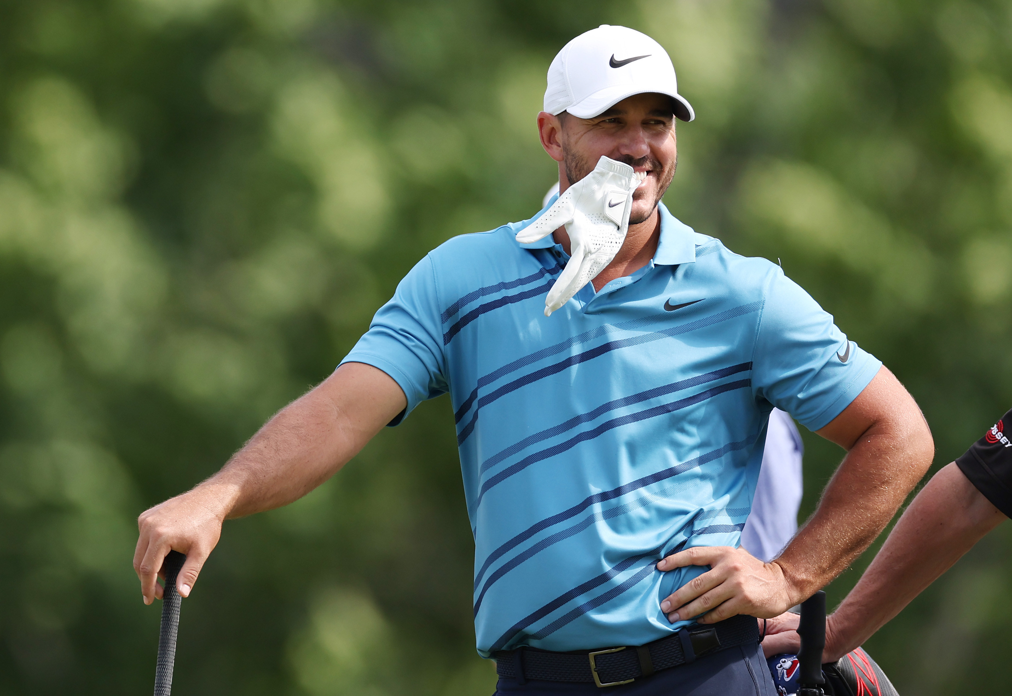 Brooks Koepka withdrawing from Travelers Championship after caddie tests  positive for coronavirus – Sun Sentinel