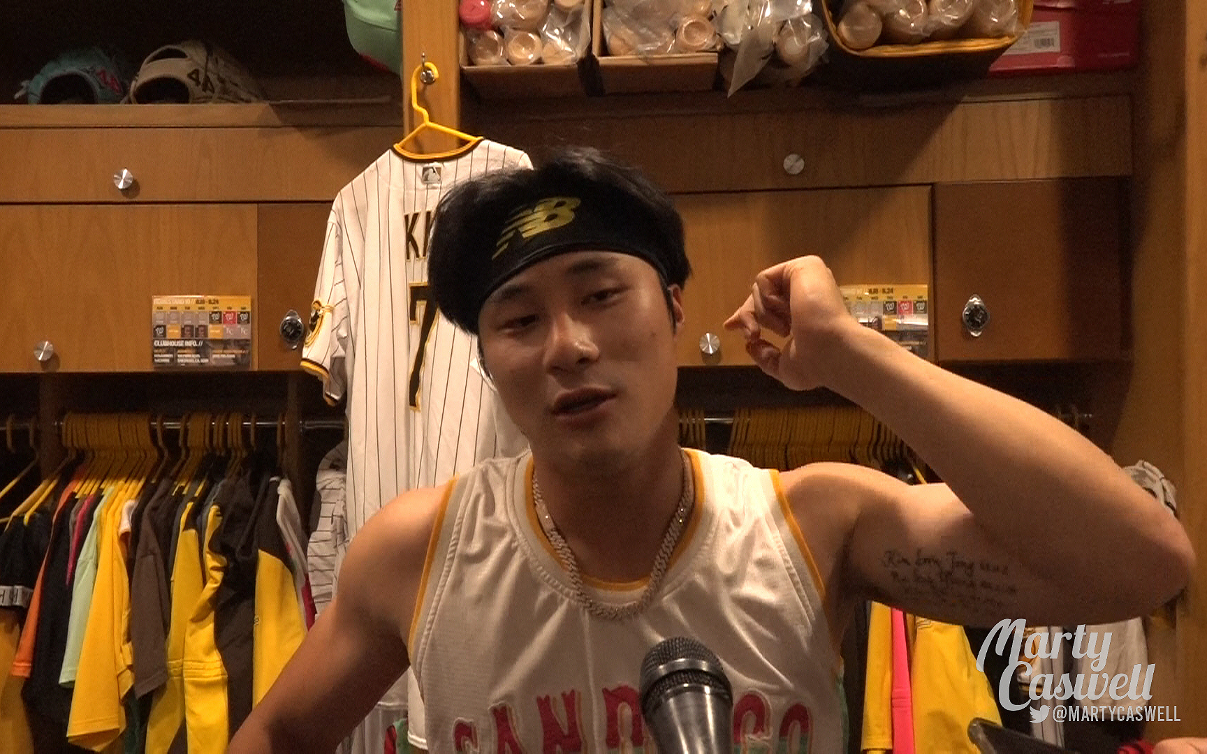 Padres cult hero Ha-Seong Kim had the perfect response to his wild  wall-slamming catch on Sunday, This is the Loop